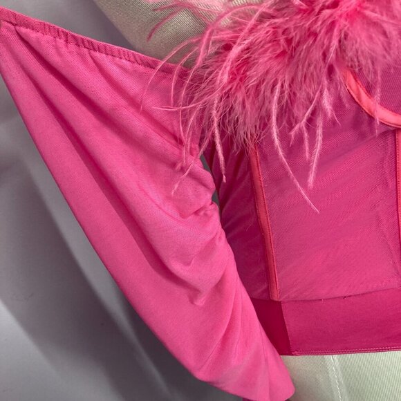 Fashion Nova Feather Bodysuit, NWT, Size M - Picture 6 of 12